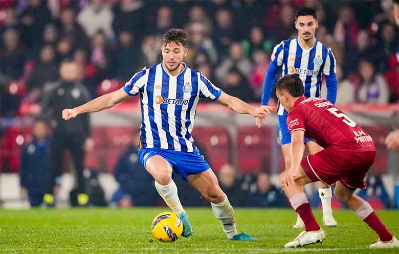 Nico Gonzalez Đá Vị Trí Nào? Vai Trò Khiến Hàng Tiền Vệ Bùng Nổ