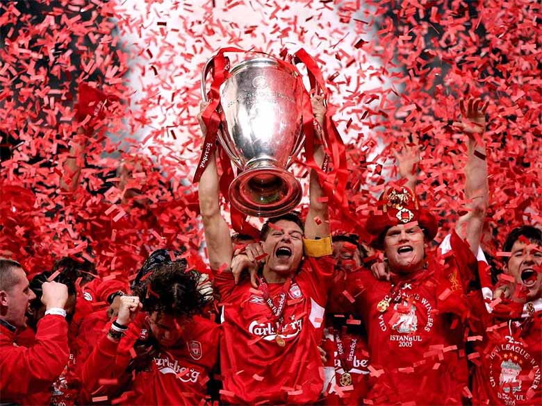 Steven Gerrard Đá Vị Trí Nào? Vai Trò Thủ Lĩnh Tuyến Giữa Huyền Thoại 