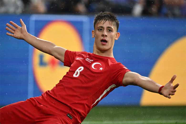 Guler đá vị trí nào? Giải mã vai trò tài năng trẻ Real Madrid
