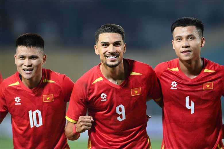 Hendrio đá vị trí nào? Sự đa năng tạo nên khác biệt trên sân
