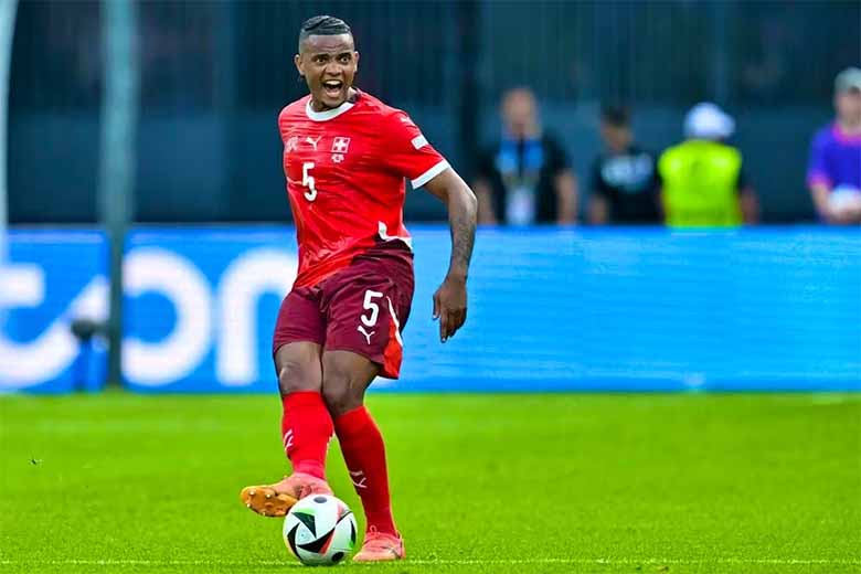 Manuel Akanji đá vị trí nào? Bí quyết thành công của ngôi sao Thụy Sĩ