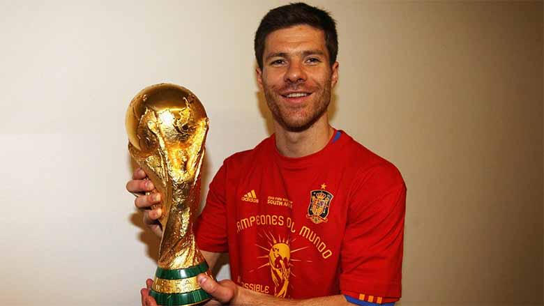 Xabi Alonso chơi vị trí nào? Bí mật thành công của cựu sao Tây Ban Nha